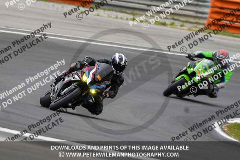 cadwell no limits trackday;cadwell park;cadwell park photographs;cadwell trackday photographs;enduro digital images;event digital images;eventdigitalimages;navarra;no limits trackdays;peter wileman photography;racing digital images;trackday digital images;trackday photos